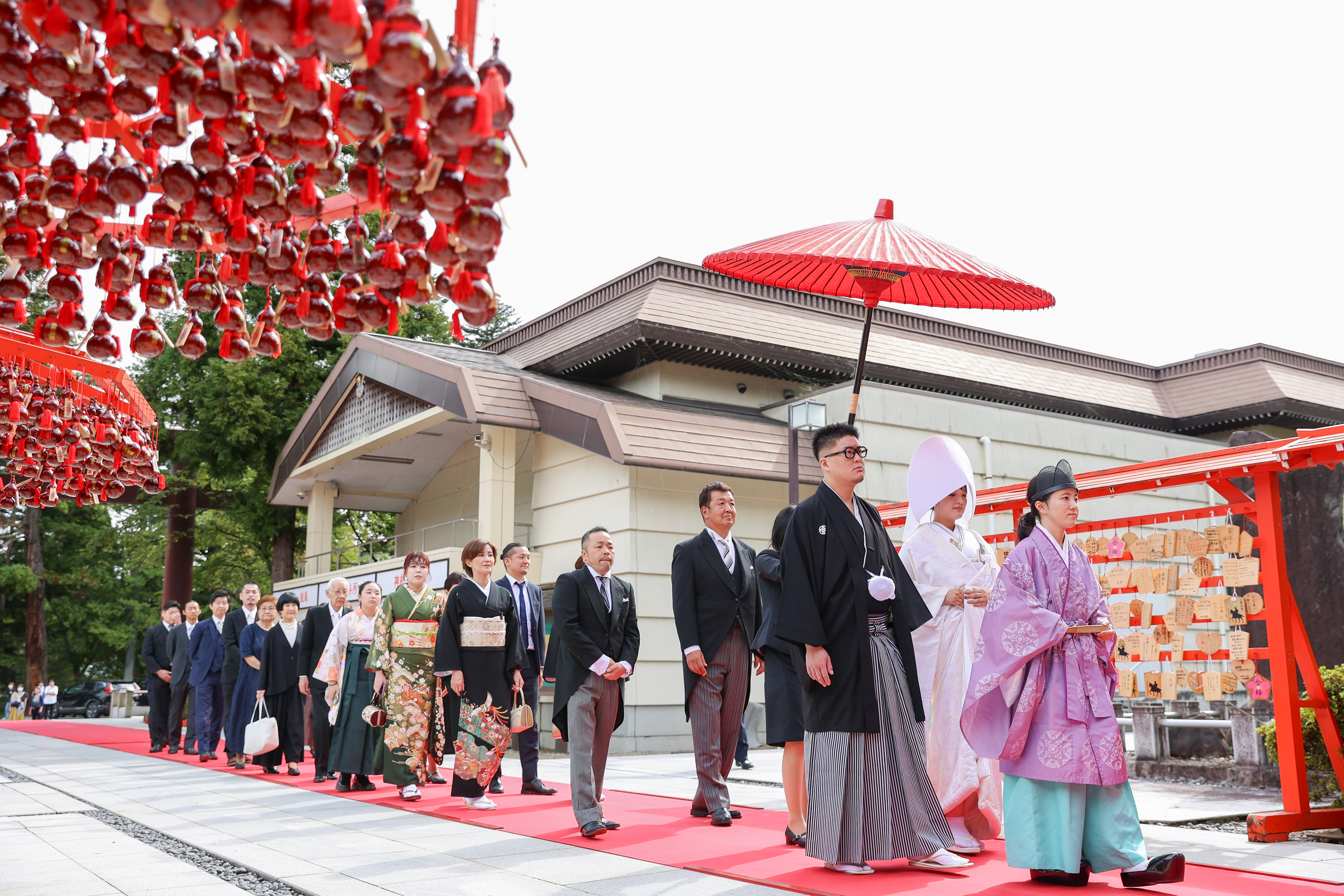護国神社での厳かな挙式
